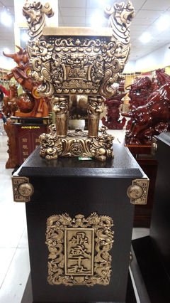 鼎盛千秋，禮贏天下——探析臨沂瑞德文化傳媒2.2米龍鼎的商務與慶典價值